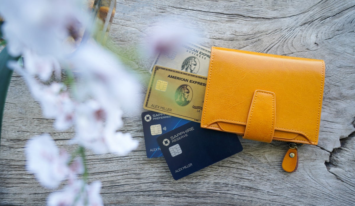 Amex vs. Chase Credit Cards – Which Is Best For You? [2023]